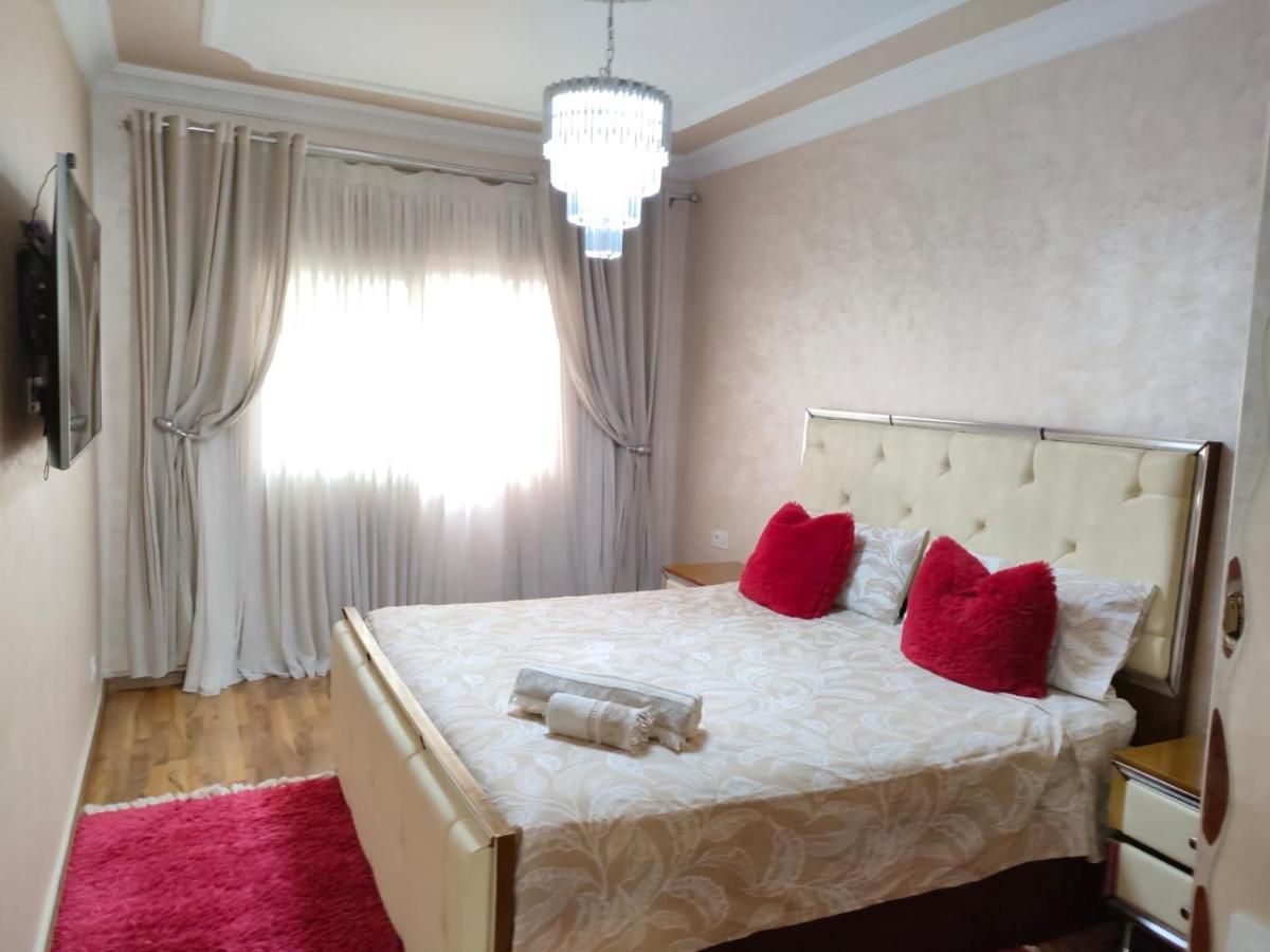 Joli Appart Climatise Pour Un Sejour Formidable Pour Les Familles Tanger Ngoại thất bức ảnh