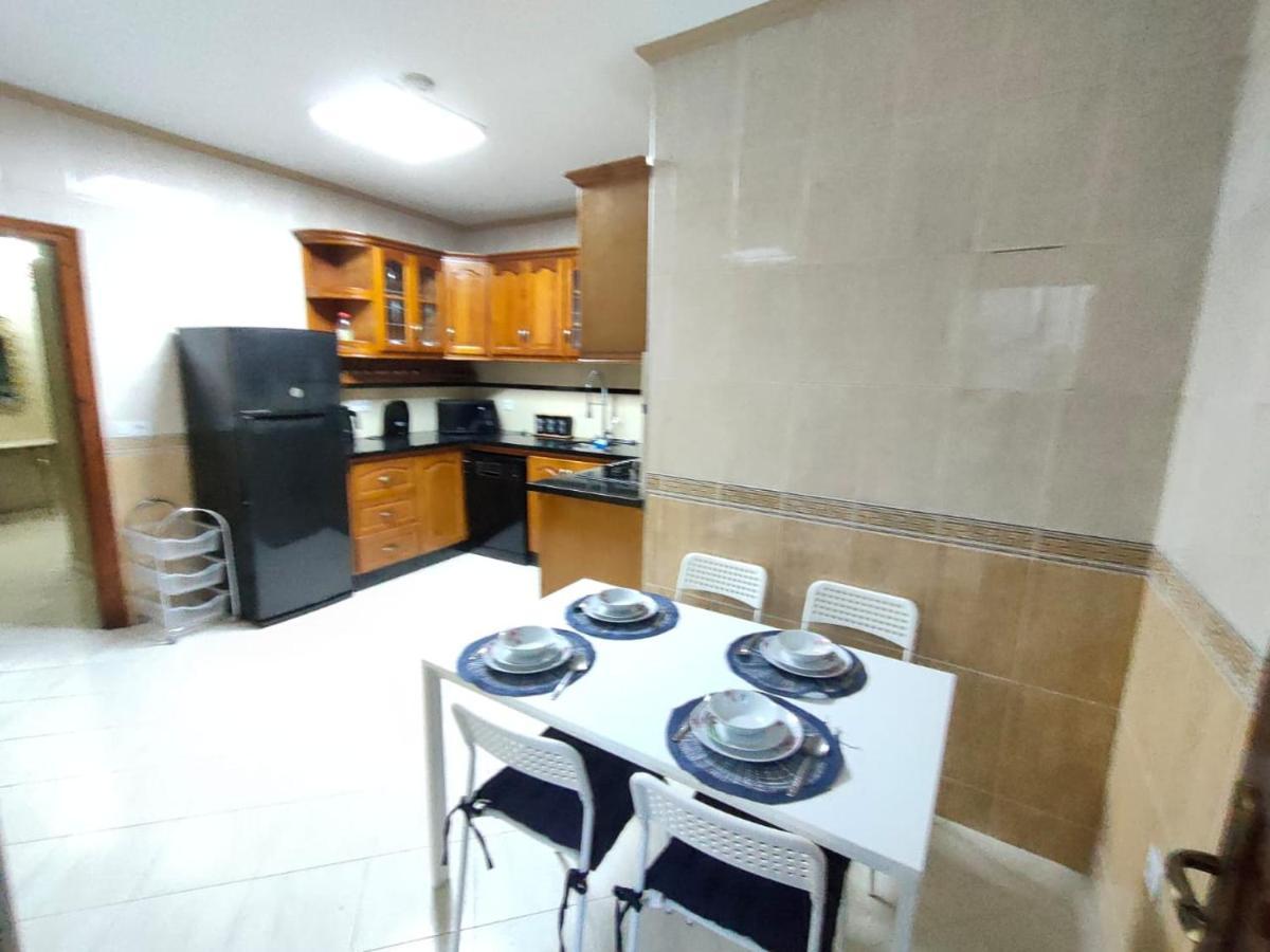 Joli Appart Climatise Pour Un Sejour Formidable Pour Les Familles Tanger Ngoại thất bức ảnh